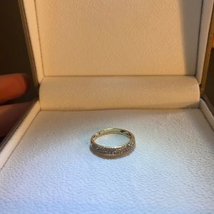 10K gold and diamond pave ring